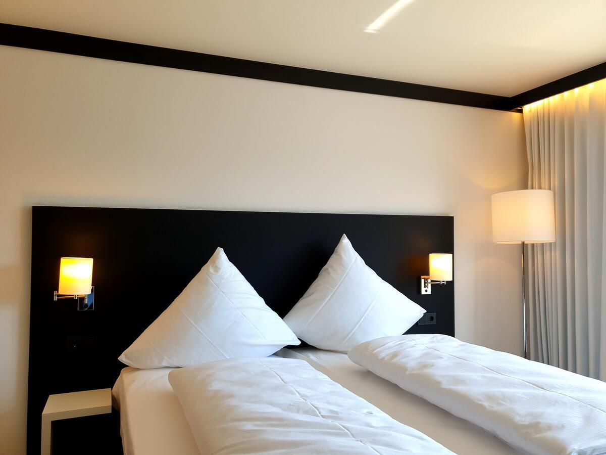Obd Hotel By Wmm Hotels Oberderdingen ภายนอก รูปภาพ